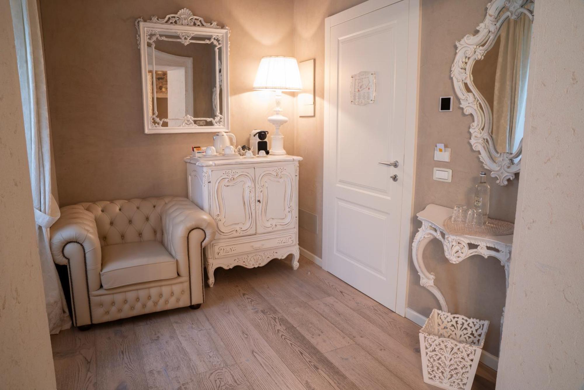 Regia Rosetta - Royal Borghetto Bed & Breakfast