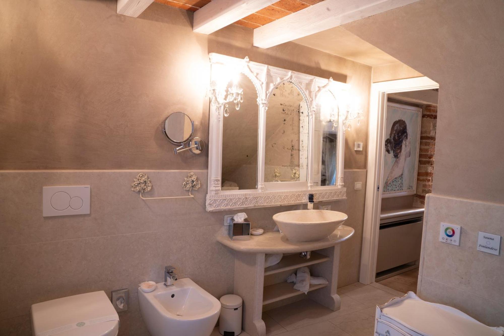 Bed & Breakfast Regia Rosetta - Royal Borghetto 3*