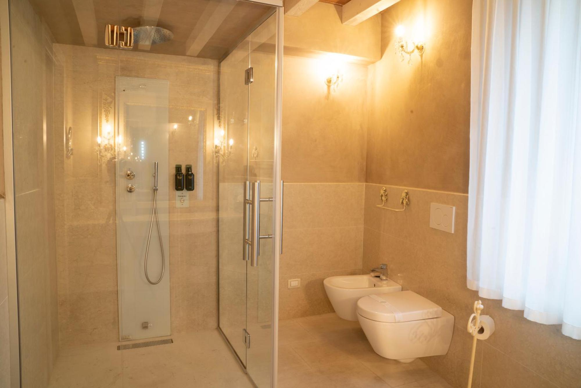Regia Rosetta - Royal Borghetto Frühstückspension 3*