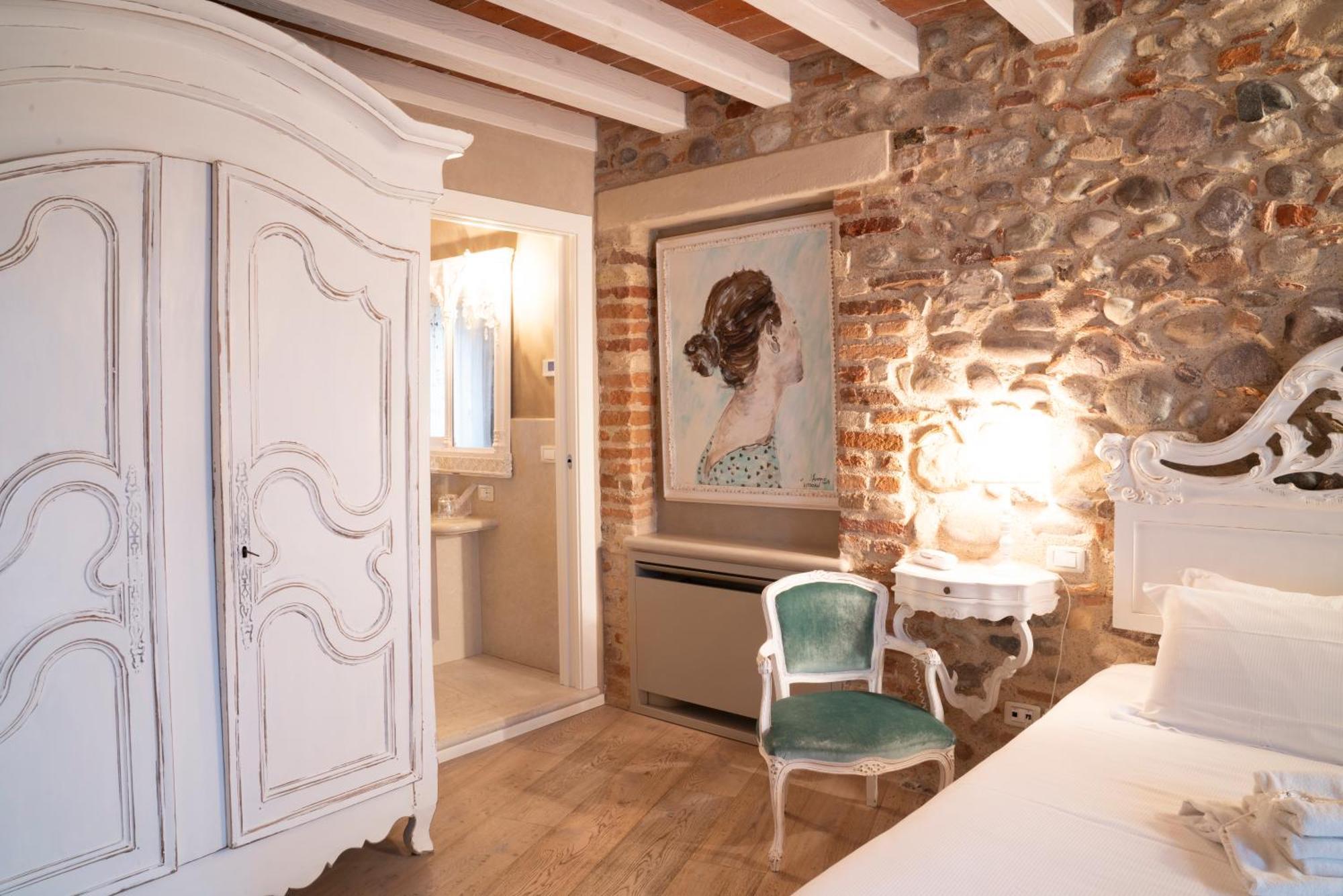 Couette-café Regia Rosetta - Royal Borghetto 3*