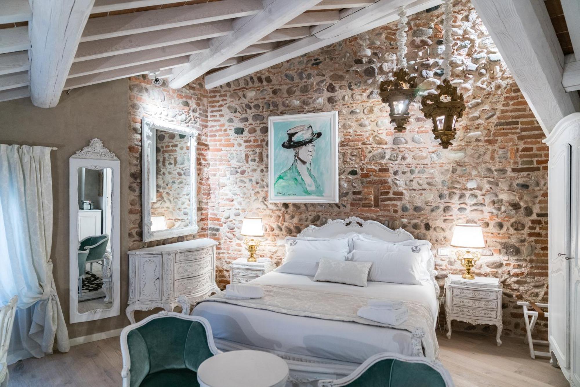 Regia Rosetta - Royal Borghetto 3*